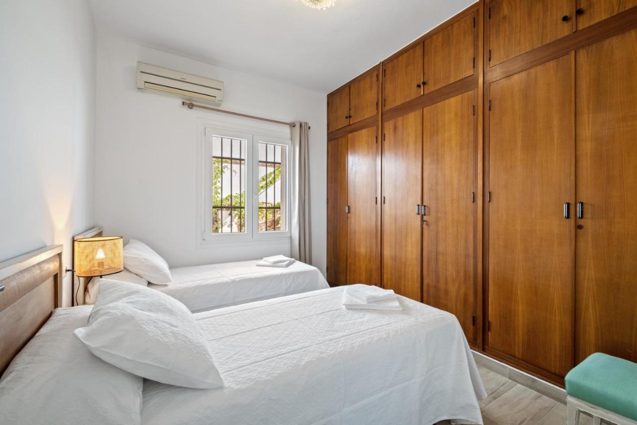 Villa Irene - Biznaga Rental Homes Малага Екстериор снимка