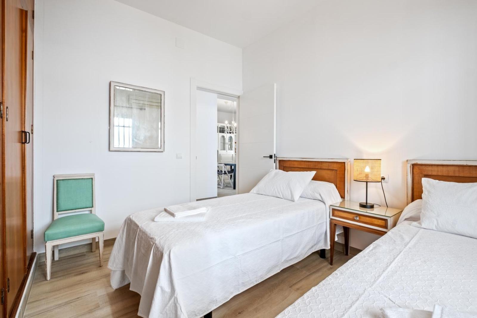 Villa Irene - Biznaga Rental Homes Малага Екстериор снимка